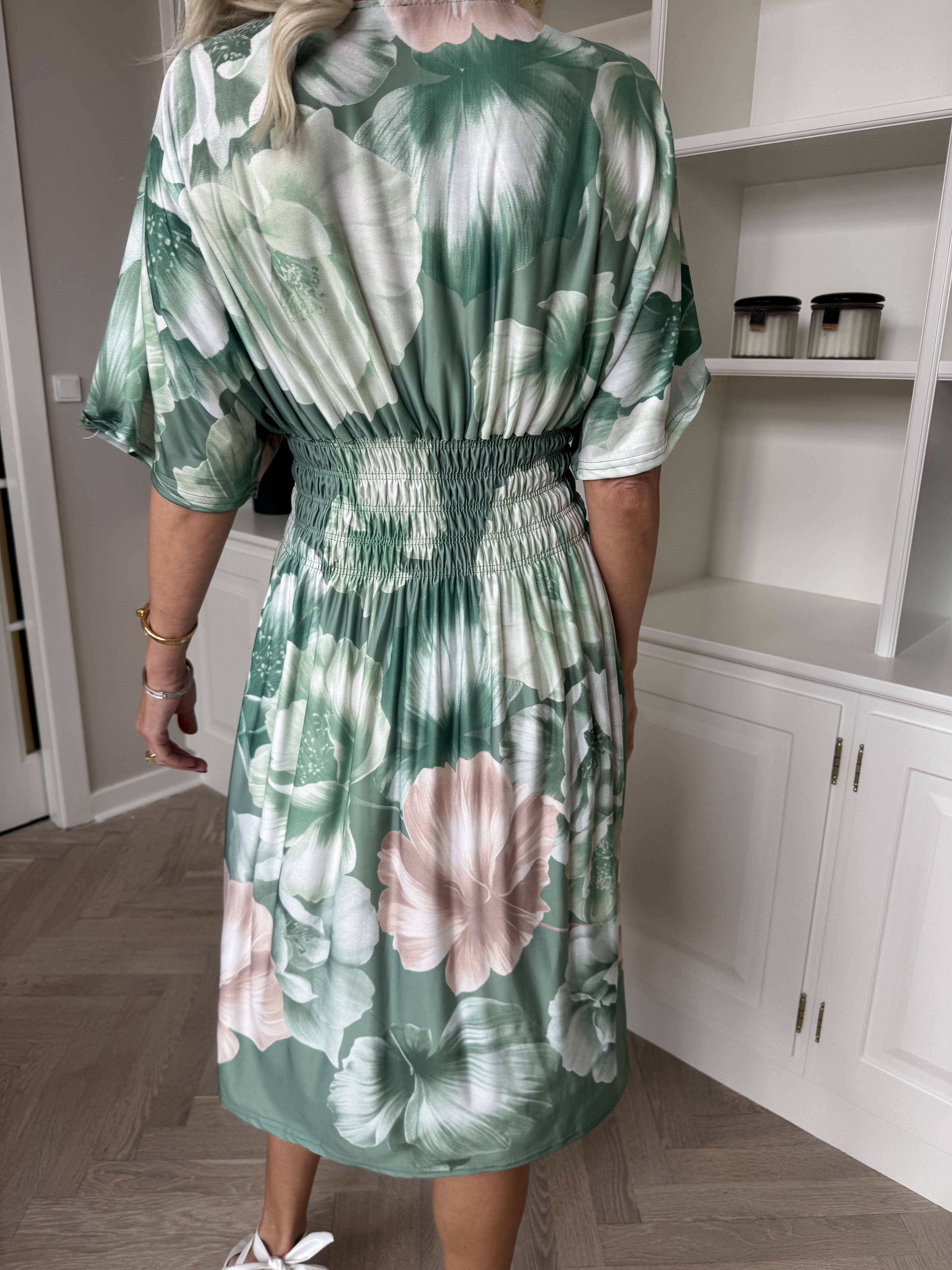 Pams Peony Short - Kort elastisk kjole med blomsterprint